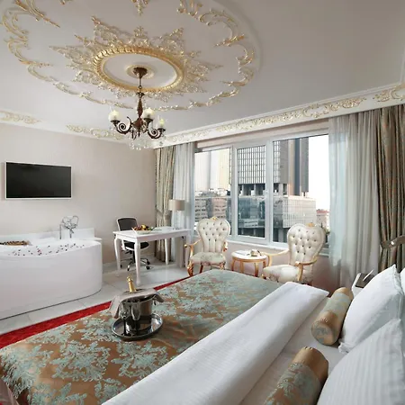 Hotell White Monarch 4*