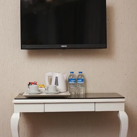 White Monarch Hotell