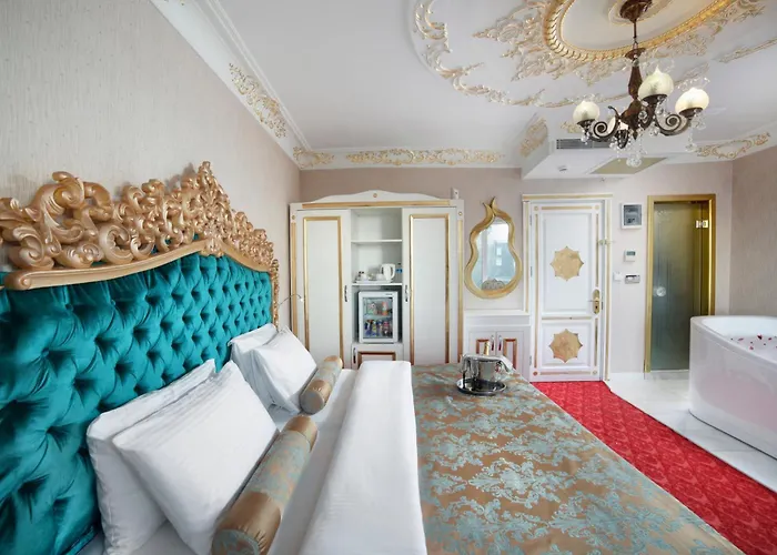 White Monarch 4* Istanbul