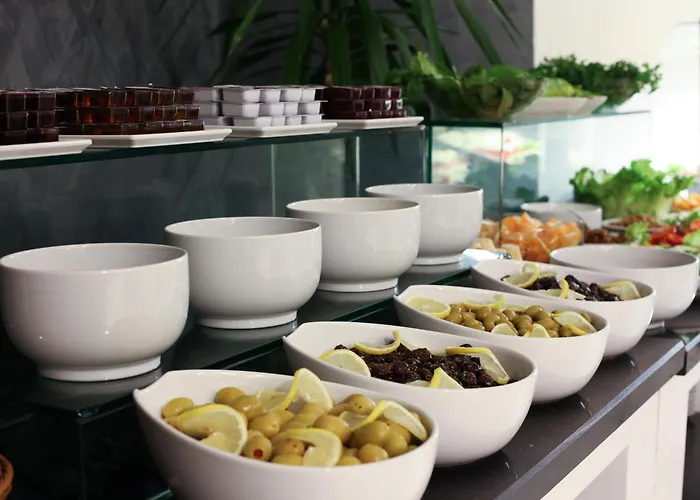 White Monarch Ξενοδοχείο 4*